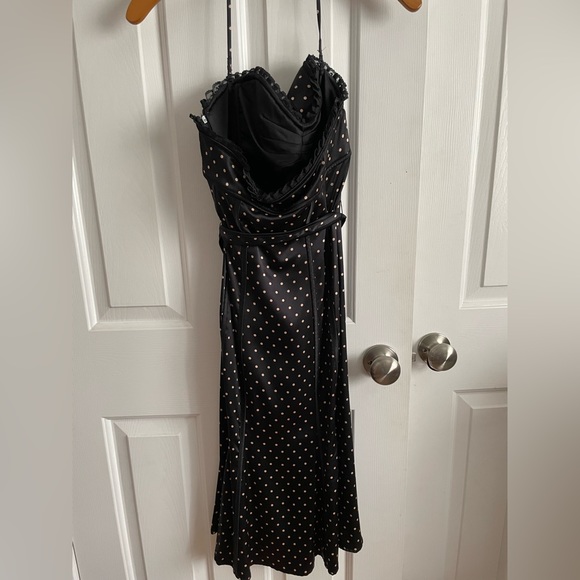 2000s Bebe Sexy Silk Polka Dot Midi Dress - Picture 10 of 10